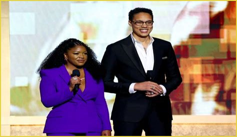 Is Brittney Griner A Man Or A Woman? The Gender Controversy Explained